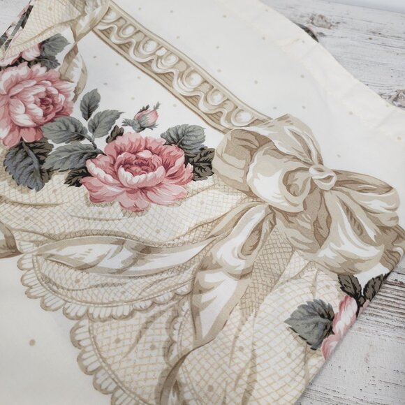 Jessica McClintock  Floral Shower Stall Curtain with Valance - Picture 3 of 6